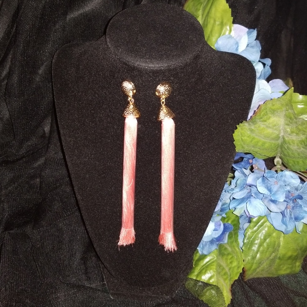 Oversized Hammered Tassel Statement Earrin…